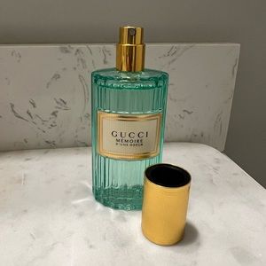 Gucci Mémorie D’une Odeur Perfume